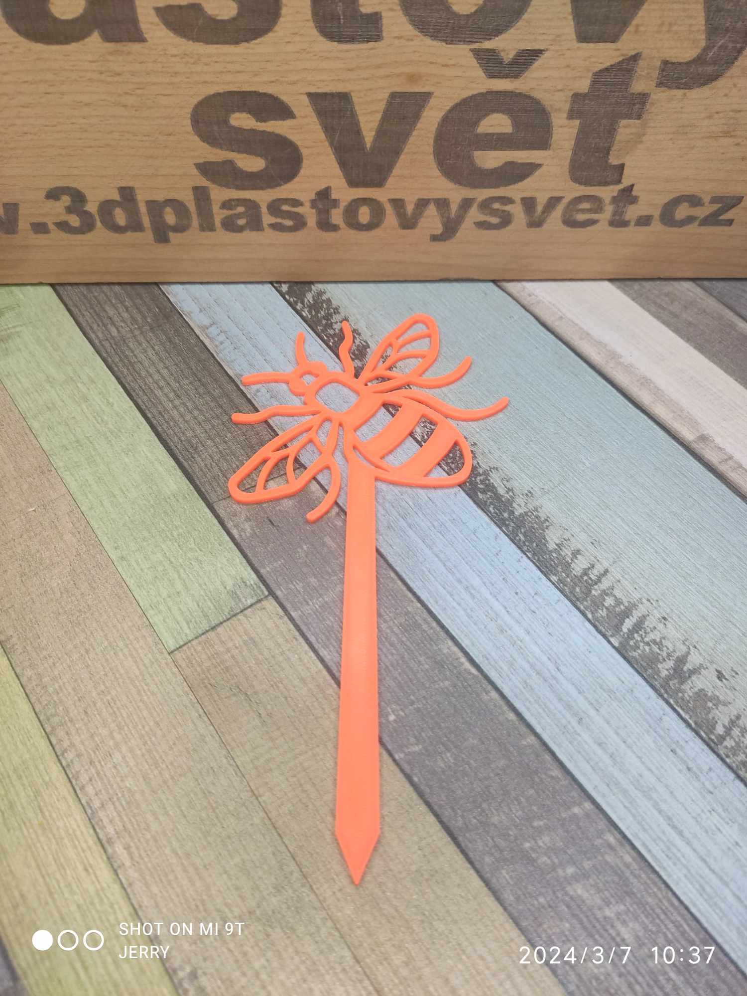 Zápichy do dortů nebo do květináčů