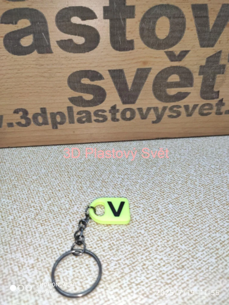 Klíčenka Písmeno V