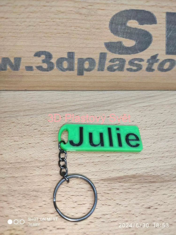 Klíčenka Julie