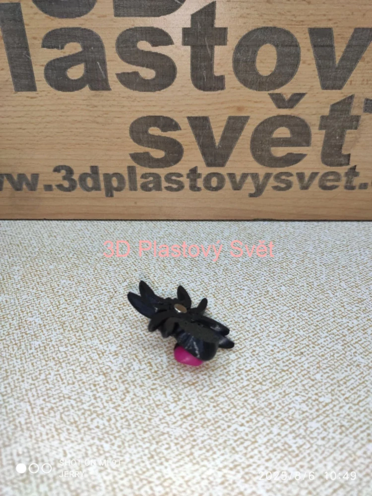 Malý pavouček se srdíčkem - magnetka