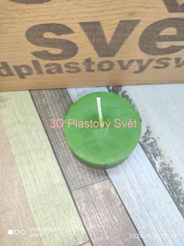 Větší čajová svíčka