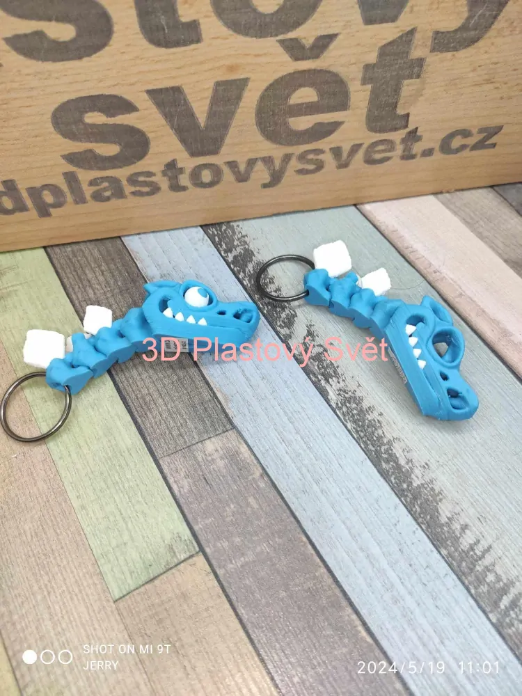 Lebka Stegosaura - klíčenka