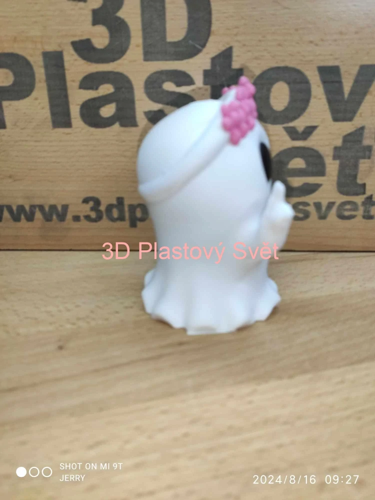 Veselý duch s kytičkami