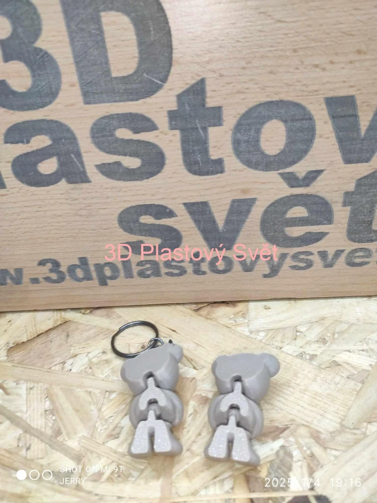 Medvídek se srdíčkem - Postavička/Klíčenka