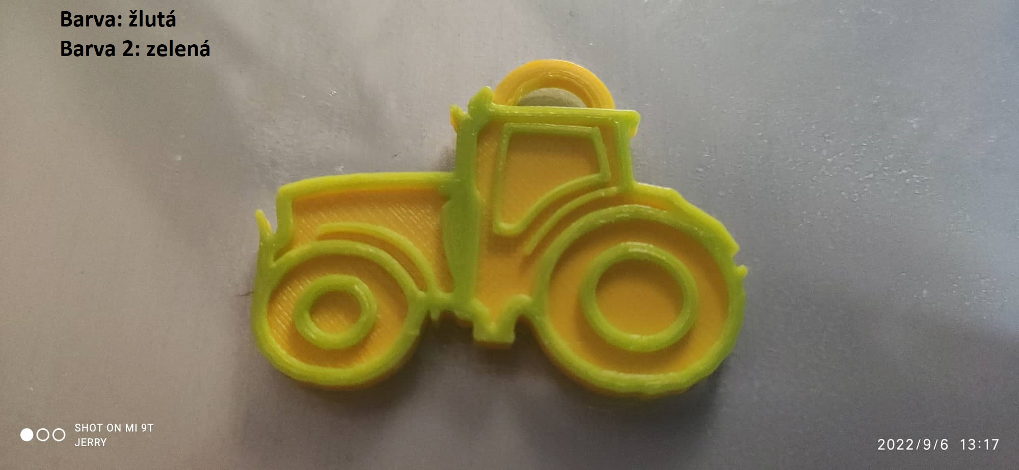 Klíčenka traktor