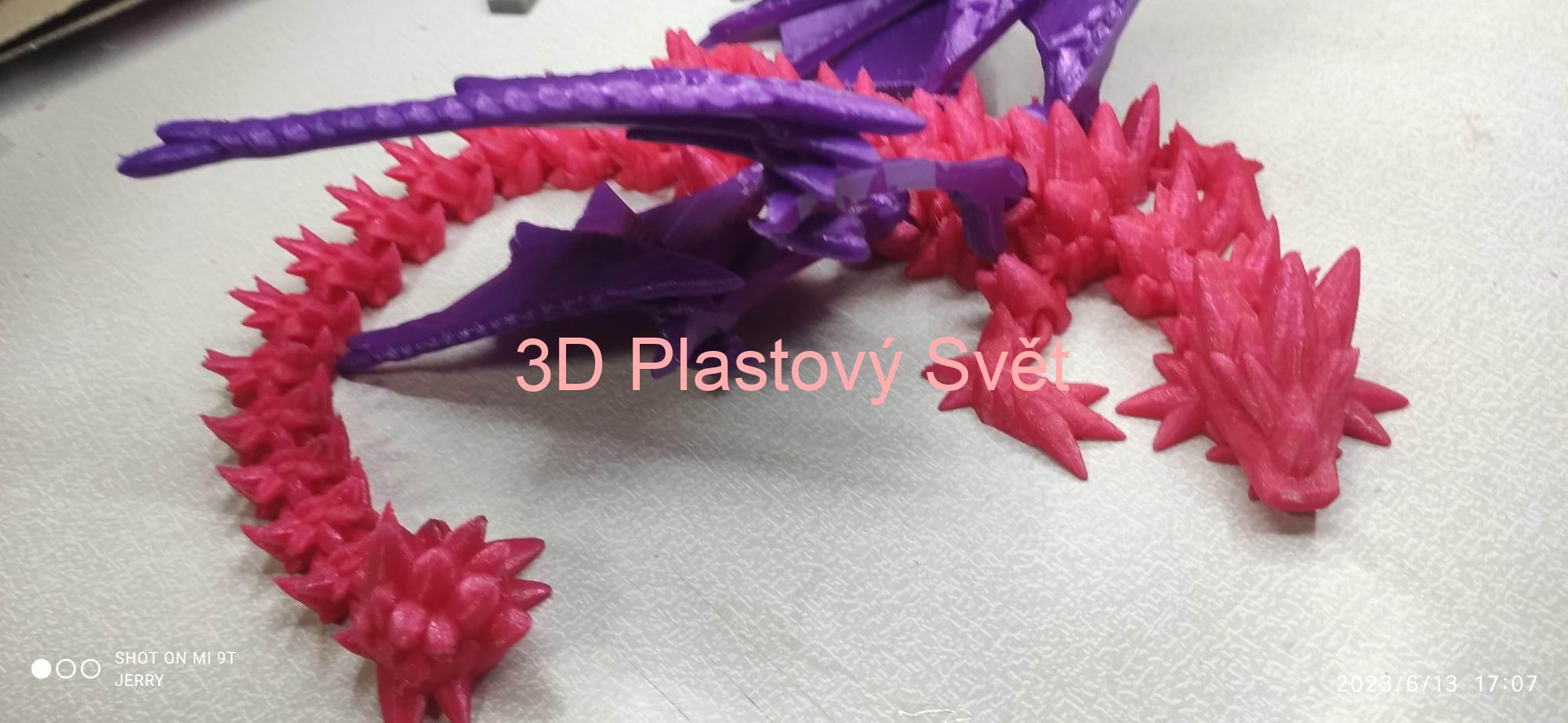 Drak s hroty a křídly - hýbací