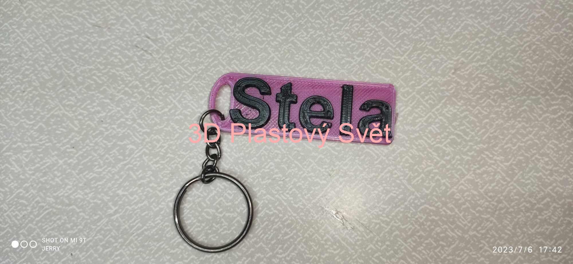 Klíčenka Stela