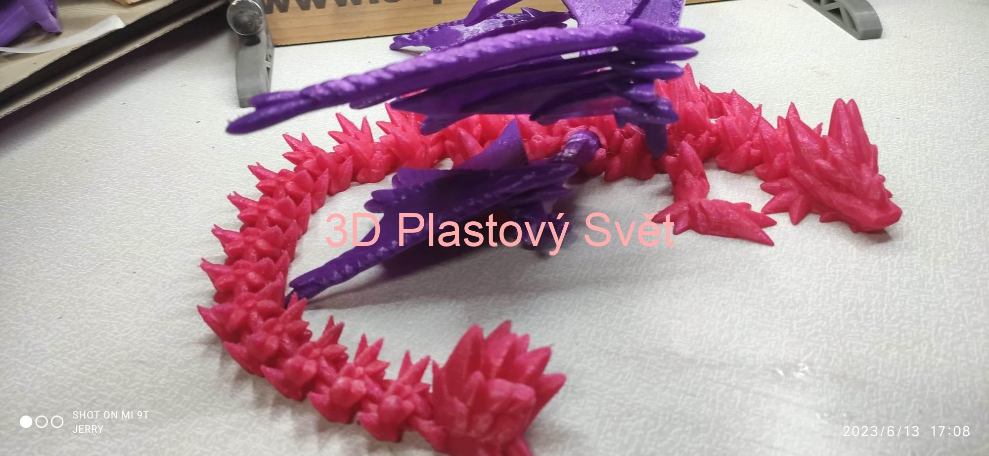 Drak s hroty a křídly - hýbací