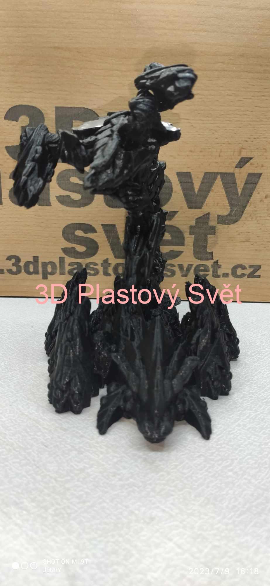 Pouštní štír - hýbací