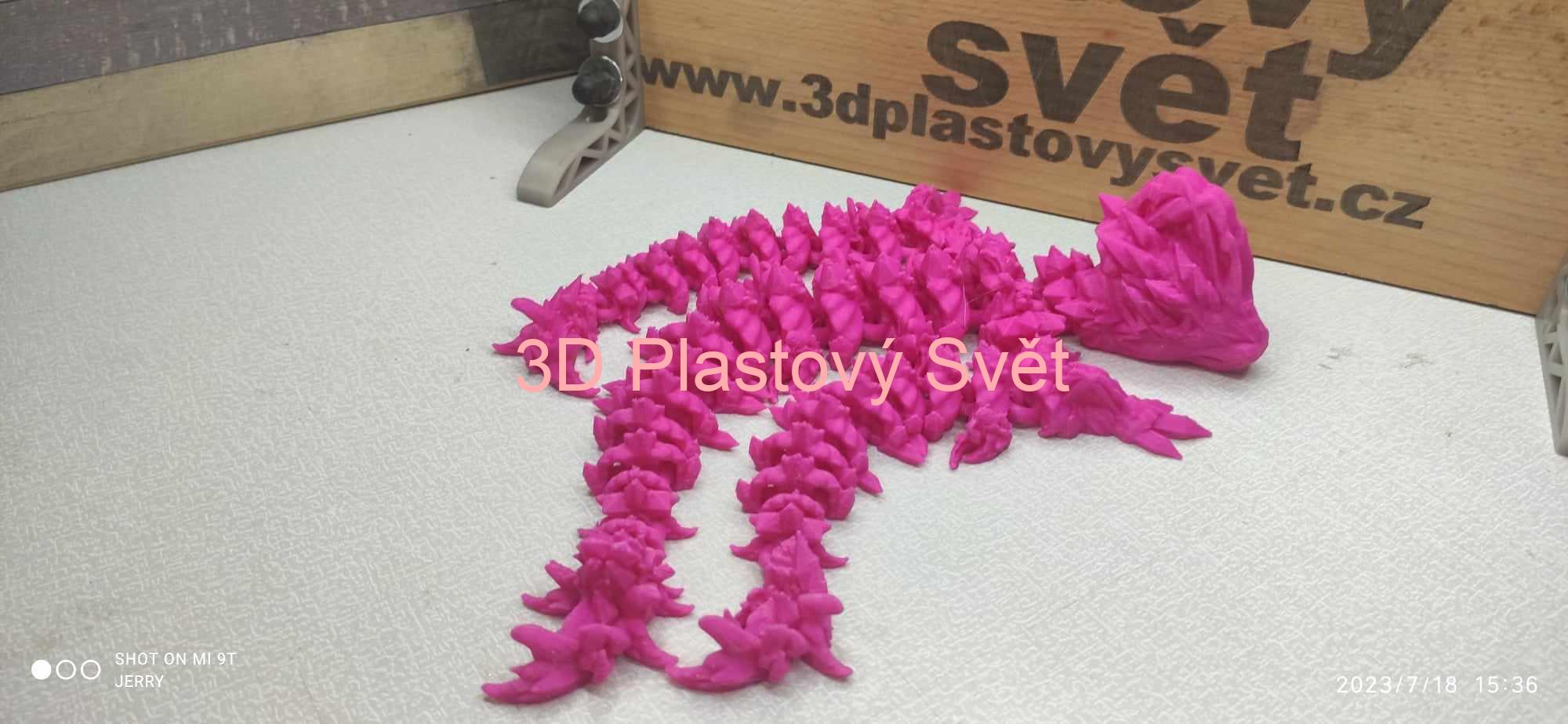 Drak se třemi ocasy- hýbací