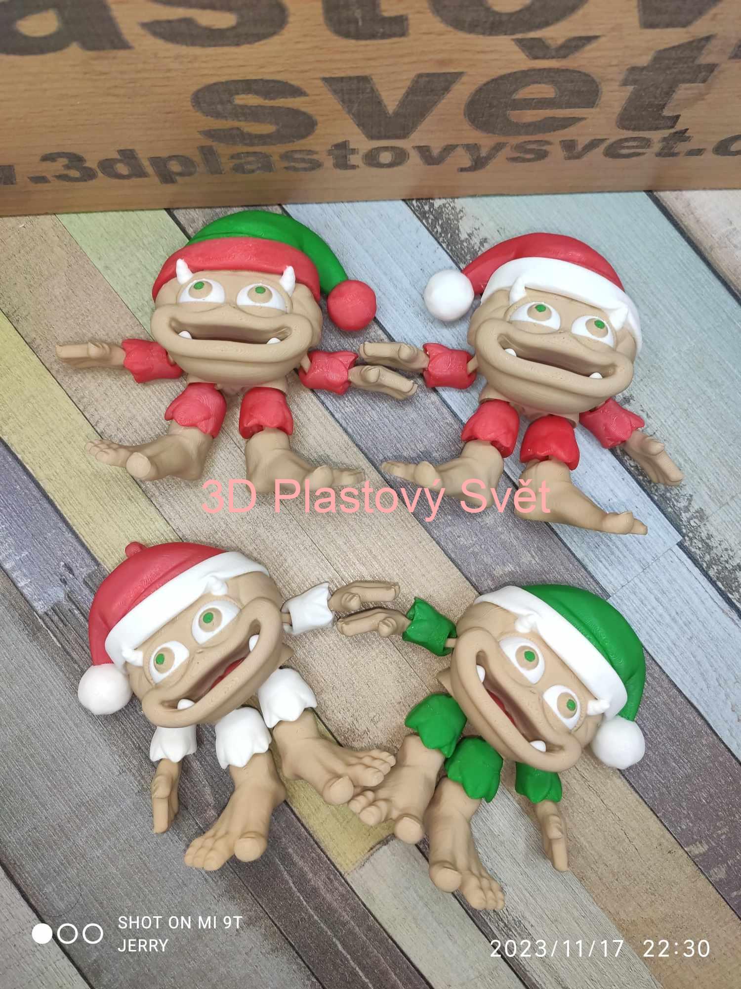 Malý vánoční Yeti sada - hýbací - barevný