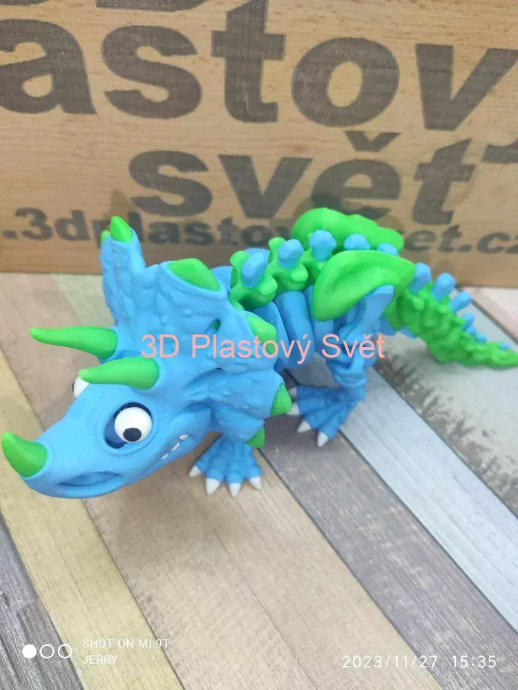 Triceratops kostra s oči - hýbací - barevné