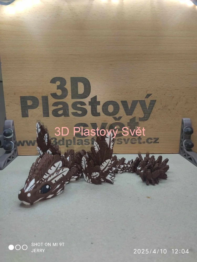 Drak z ptačích pírek - krátký