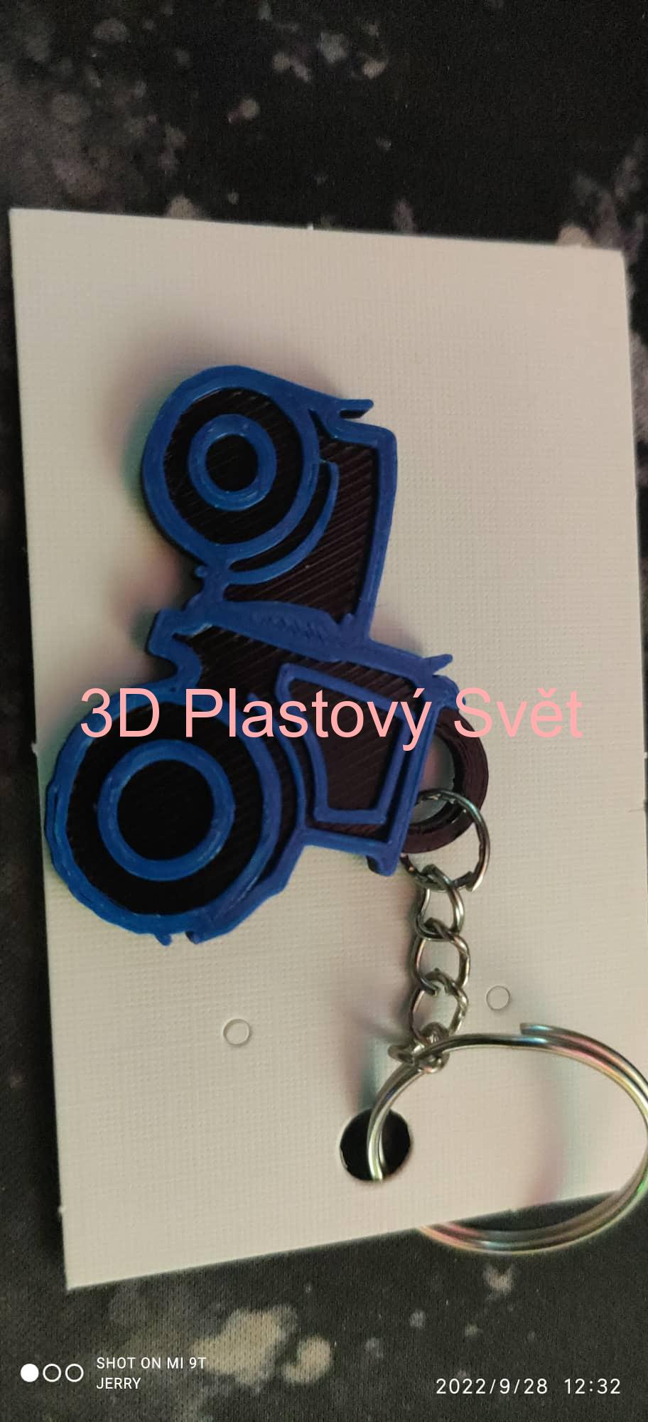 Klíčenka traktor