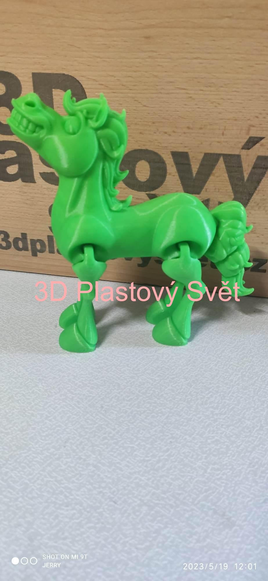 Vysmátý kůň - hýbací