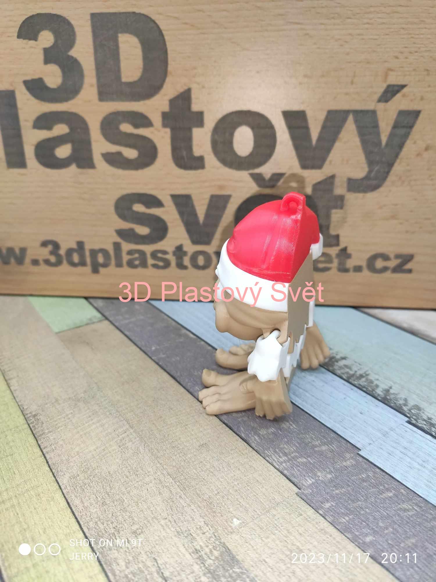 Malý vánoční Yeti 1 - hýbací - barevný