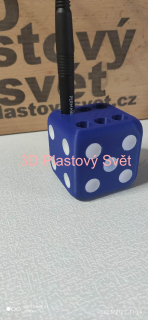 Držák propisek - Hrací kostka